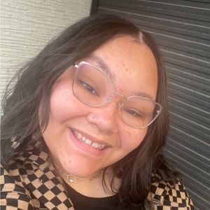 Meet your Posher, Brianna